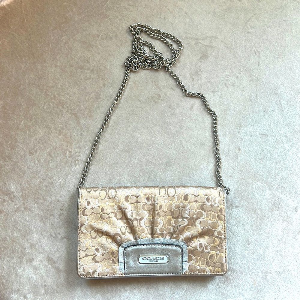 *Coach* Convertible WOC Crossbody Metallic Signature Wallet EUC - Picture 2 of 15